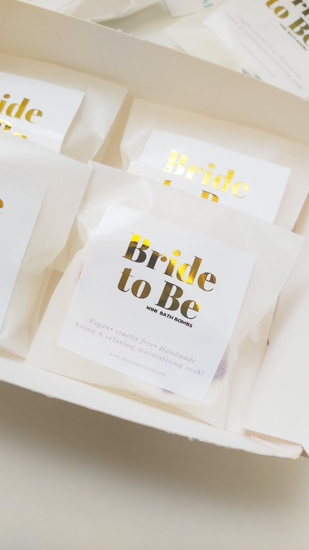 Bridal Mini bath bombs favous.